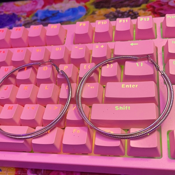 Hoop Earrings - Picture 1 of 2